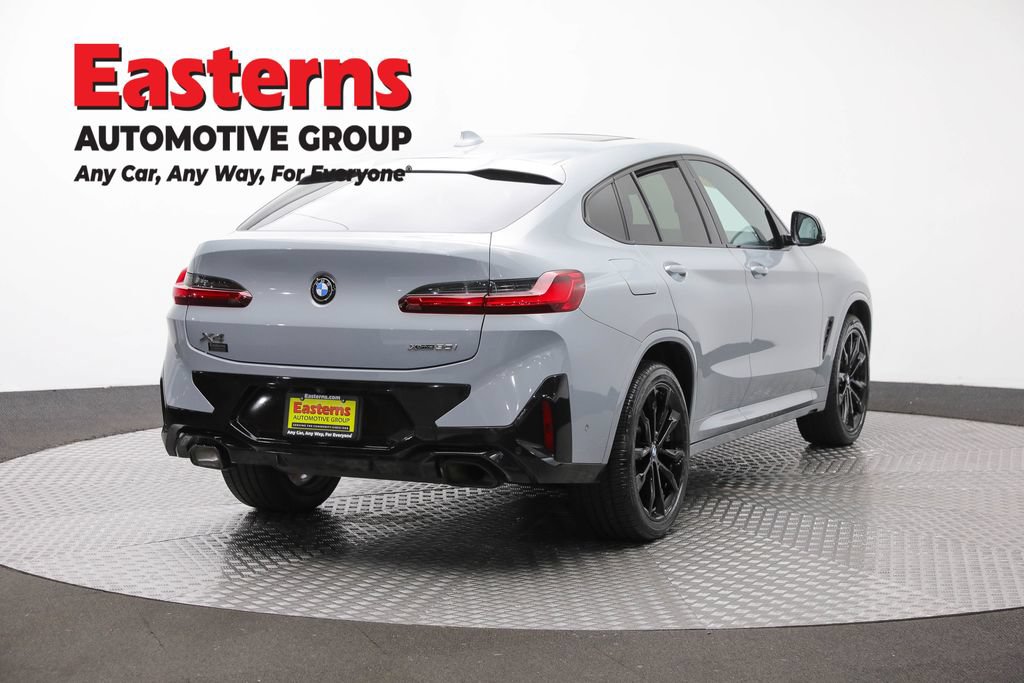 Used 2023 BMW X4 xDrive30i w/ M Sport Package AWD/4WD image 5
