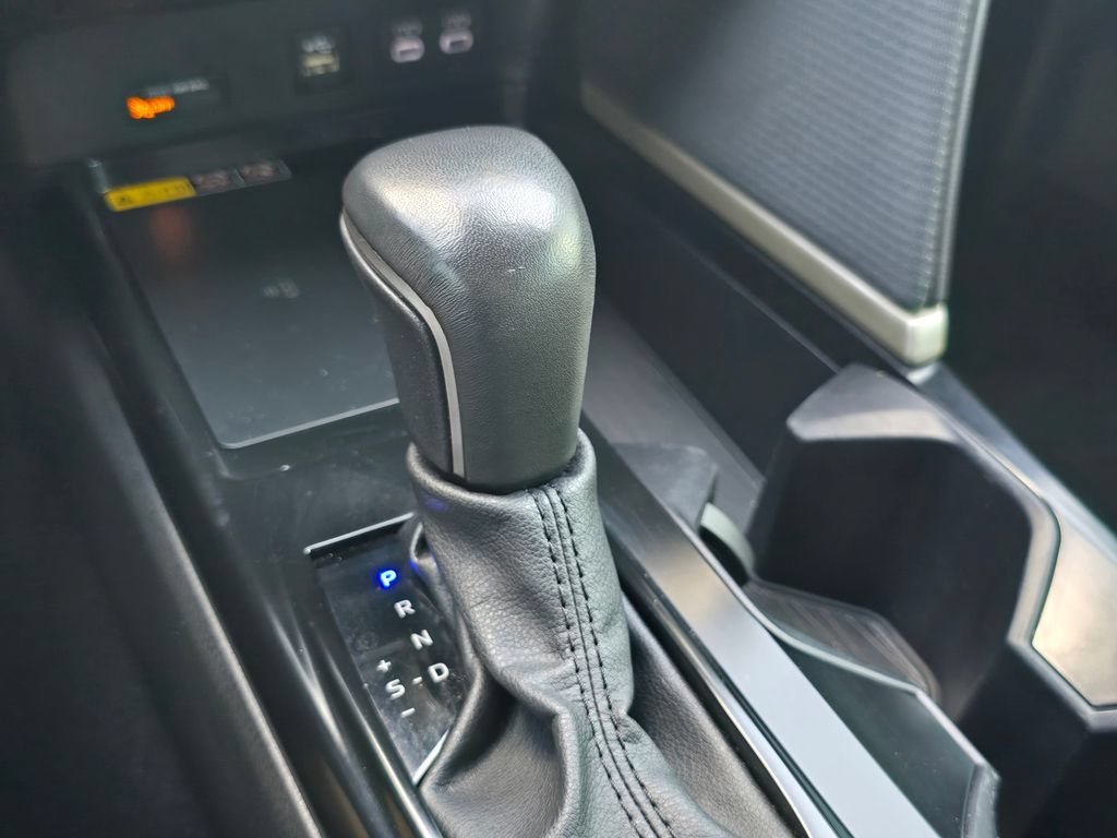 Certified 2025 Toyota Camry SE FWD image 30