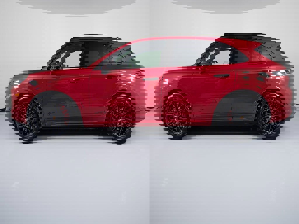 New 2026 Porsche Cayenne GTS image 2