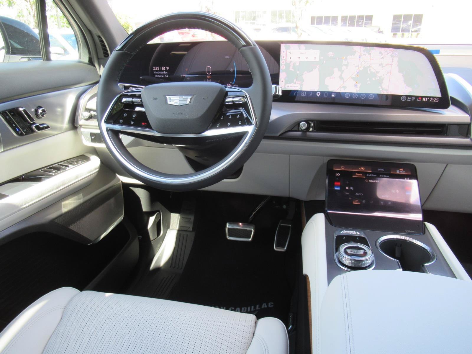 New 2027 Cadillac Vistiq Sport AWD/4WD image 12