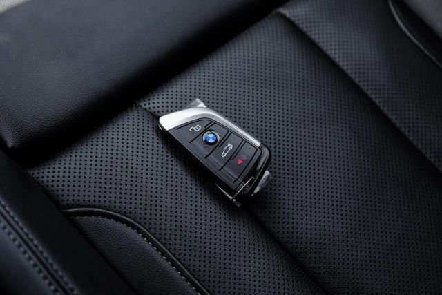 Used 2024 BMW 330i Sedan image 65