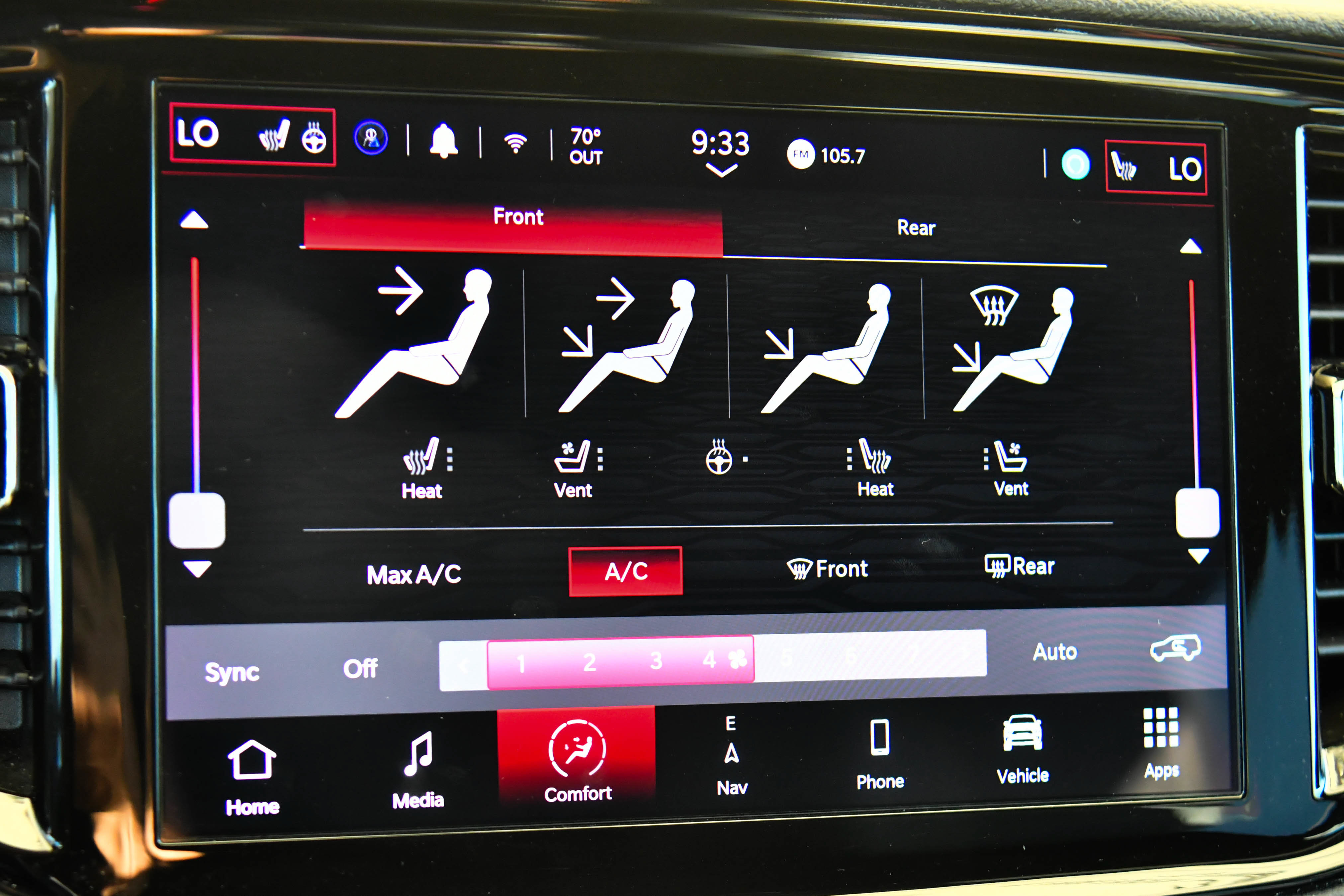 Used 2025 Dodge Durango GT AWD/4WD image 23