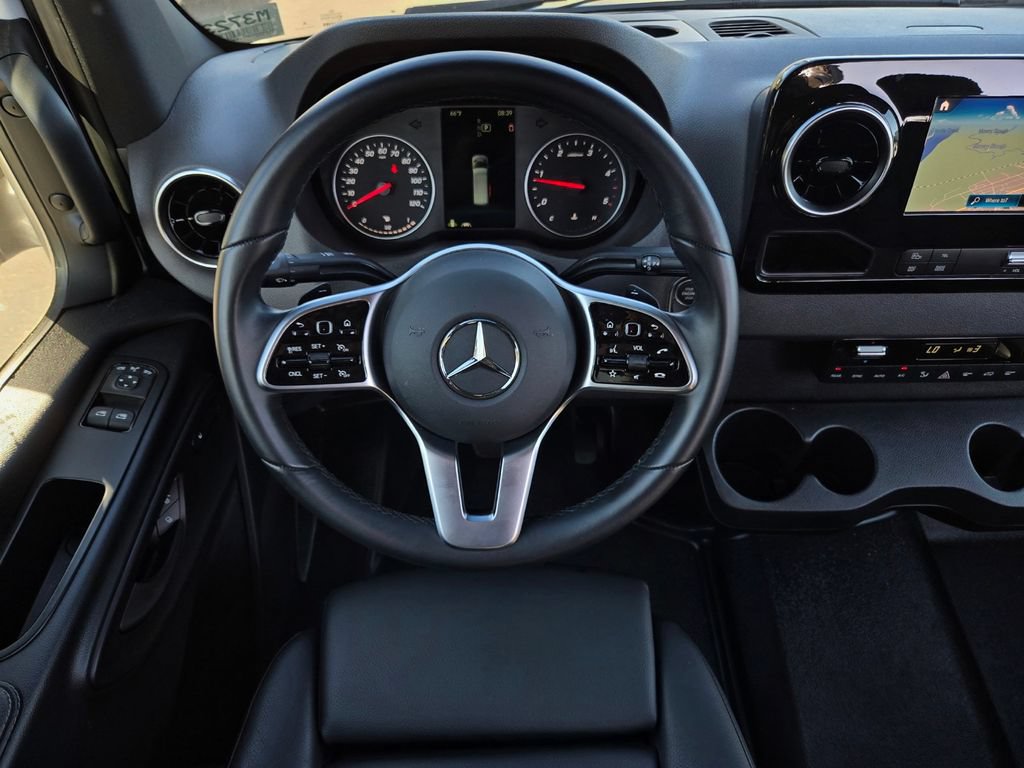 Used 2024 Mercedes-Benz Sprinter 2500 image 16