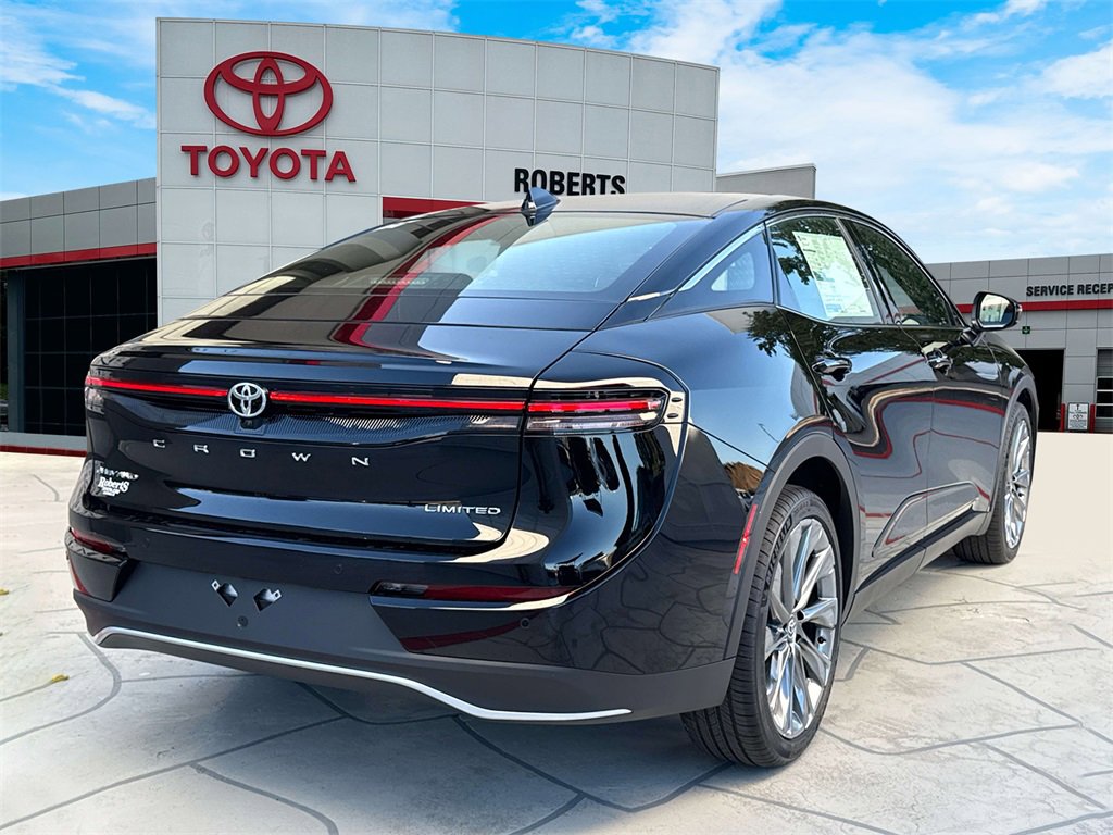 New 2026 Toyota Crown Limited w/ Advanced Technology Package image 7