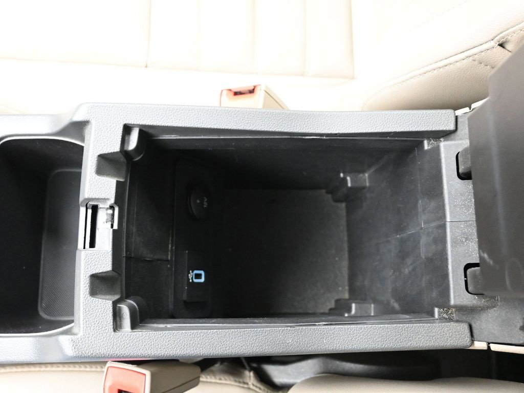 Used 2017 Ford Escape Titanium image 20