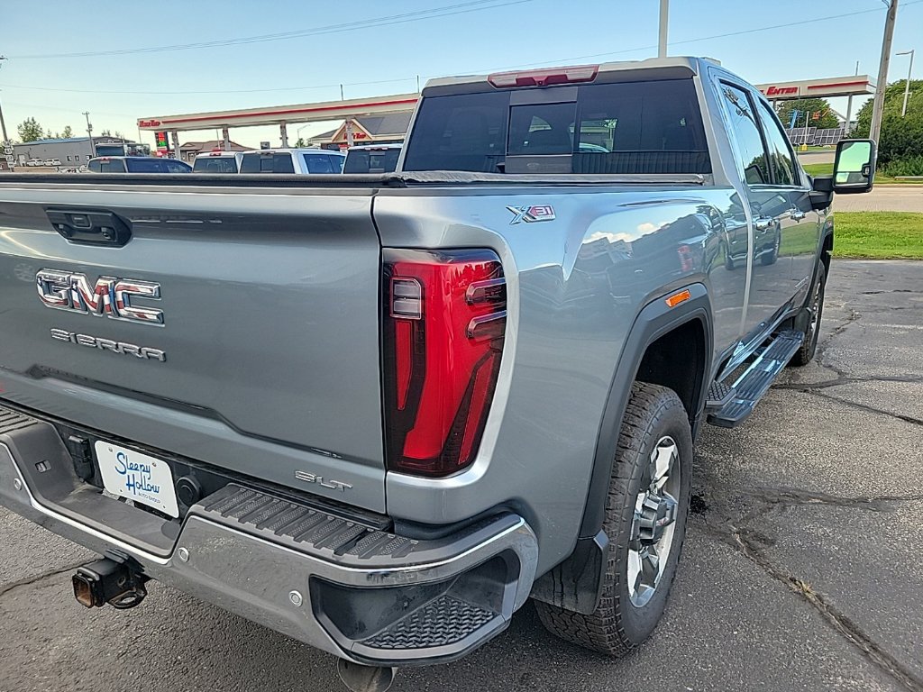 Used 2026 GMC Sierra 2500 SLT w/ SLT Premium Package AWD/4WD image 5