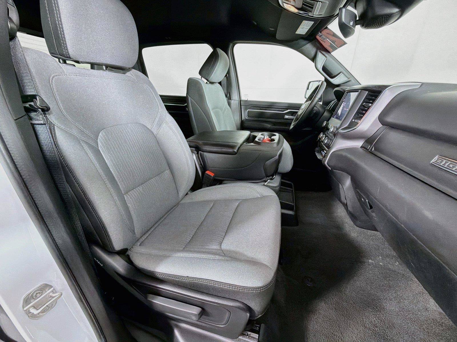 Used 2024 RAM 1500 Big Horn AWD/4WD image 32