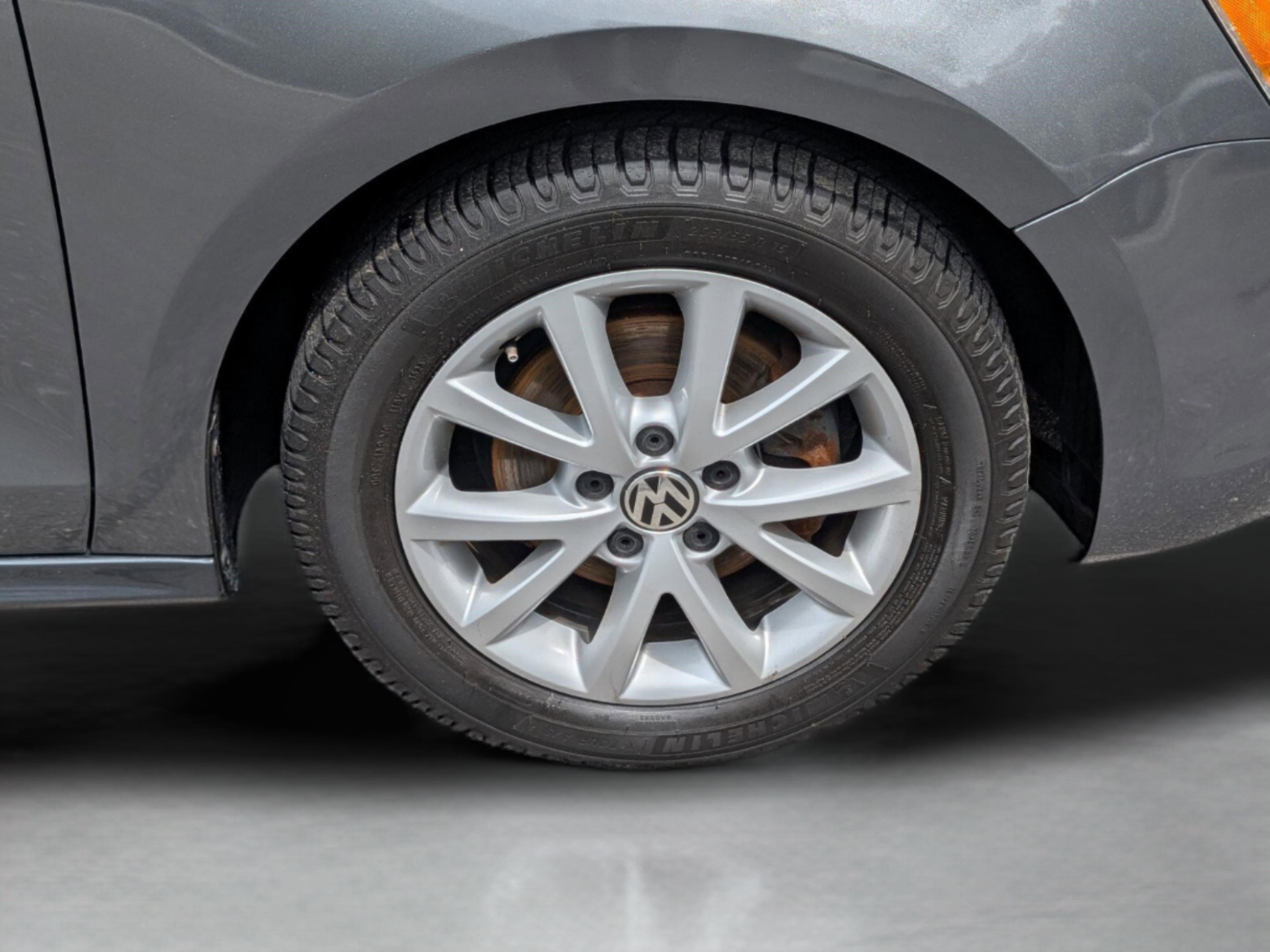 Used 2012 Volkswagen Jetta SE FWD image 9