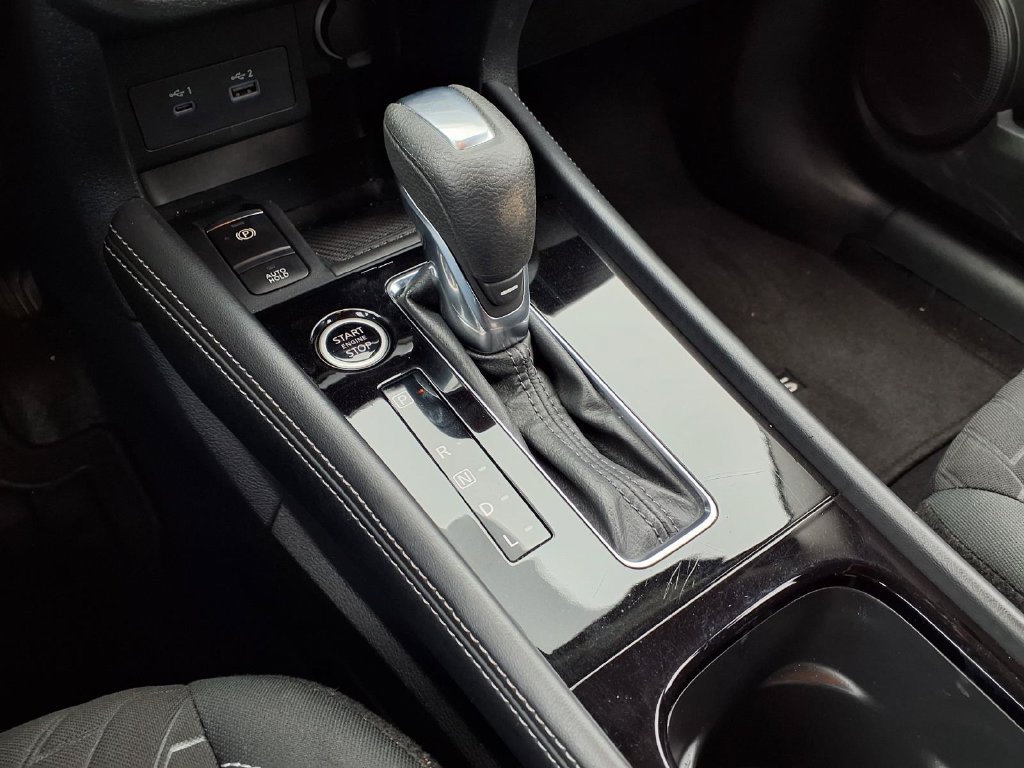 Used 2022 Nissan Kicks SV FWD image 18