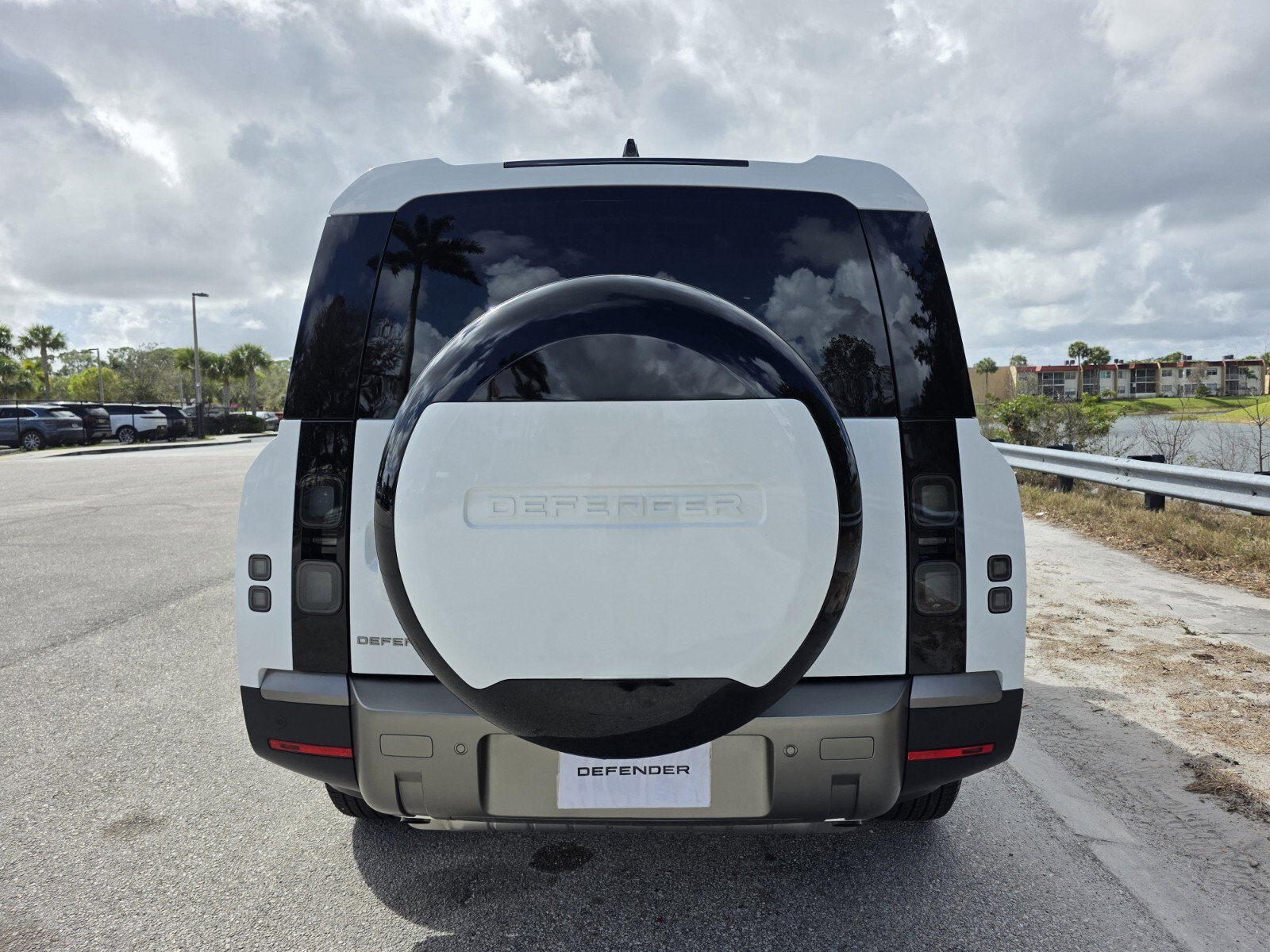 Used 2026 Land Rover Defender 130 S image 6