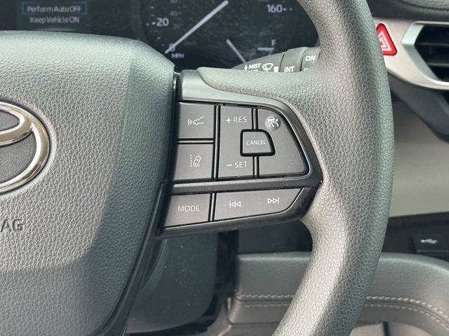 Used 2022 Toyota Sienna LE image 26