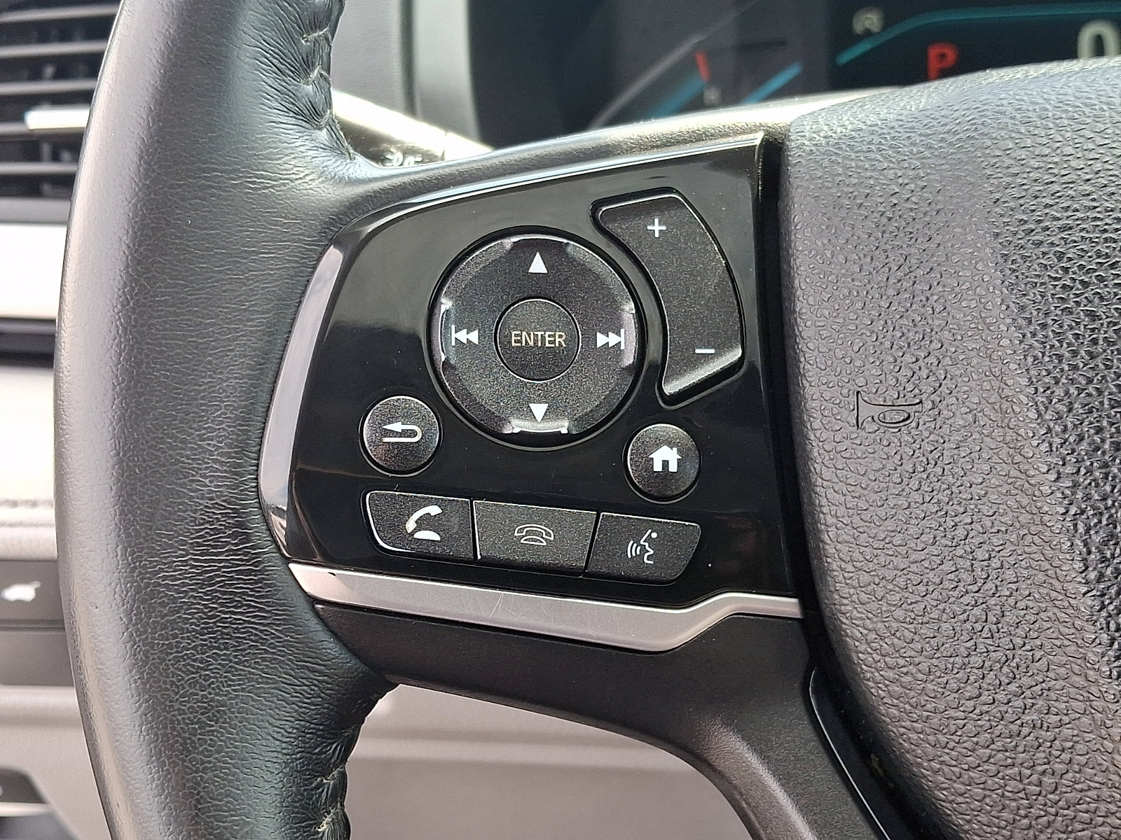 Used 2023 Honda Odyssey Touring image 21