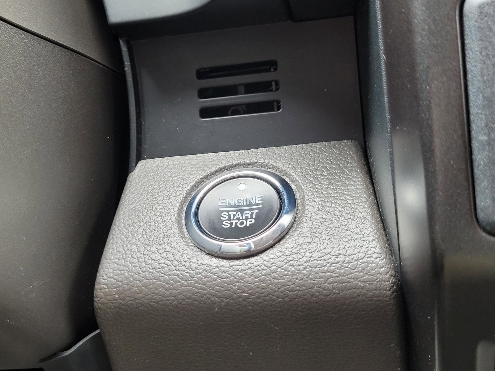 Used 2021 Ford Expedition Limited RWD image 32