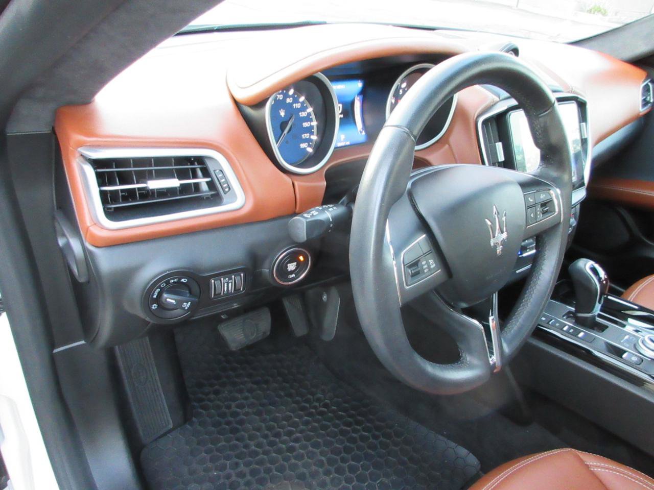 Used 2017 Maserati Ghibli S Q4 image 44