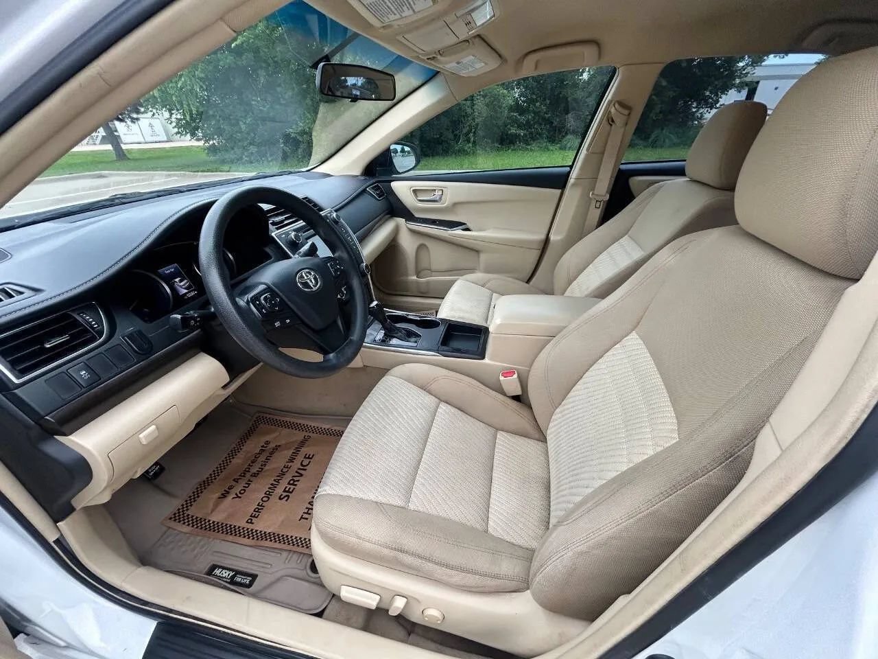 Used 2016 Toyota Camry LE FWD image 12