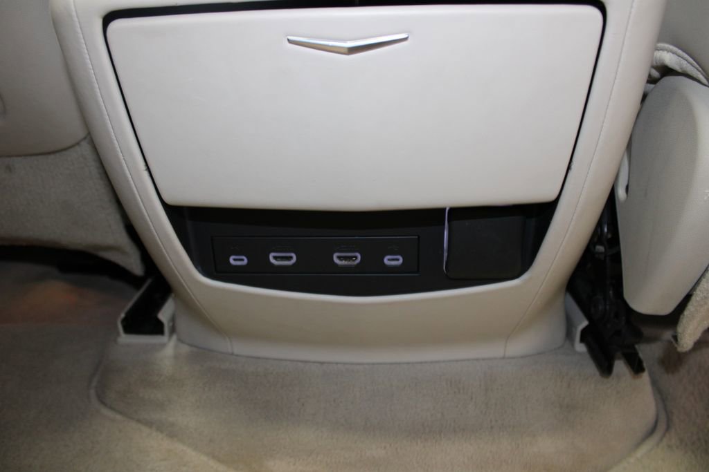 Used 2021 Cadillac Escalade Sport Platinum image 31