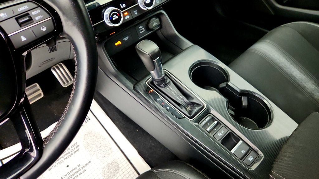 Used 2024 Honda Civic Sport image 15