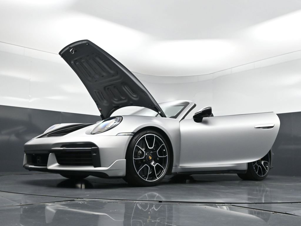 Certified 2025 Porsche 911 Turbo S AWD/4WD image 36