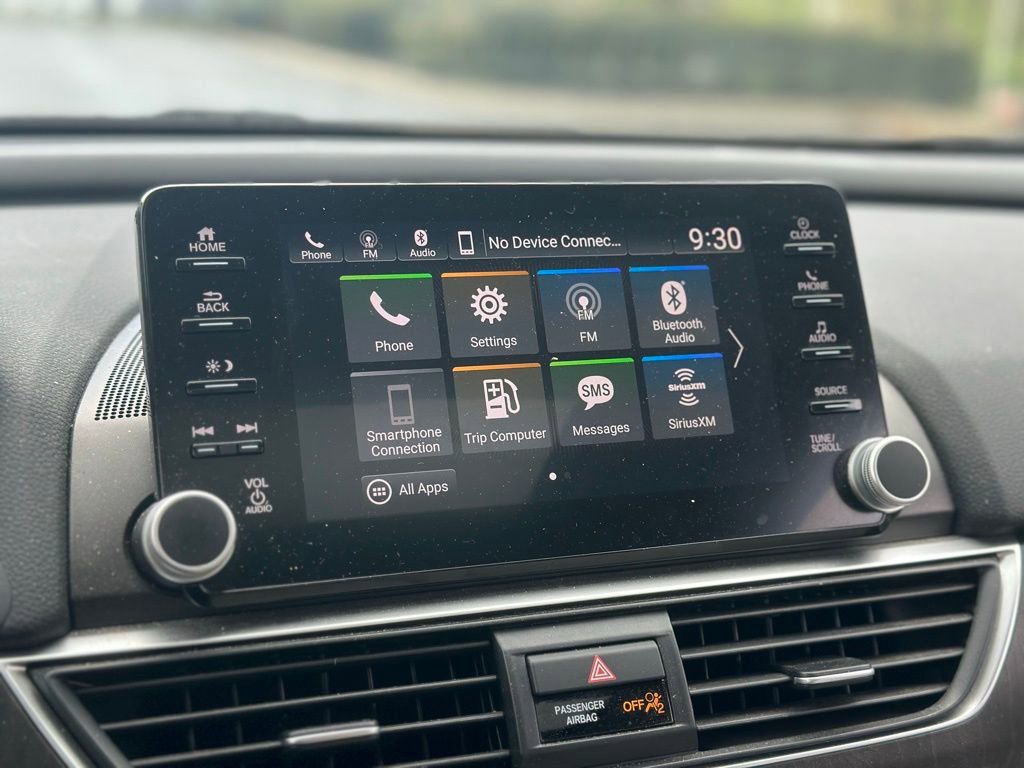 Used 2018 Honda Accord EX image 12