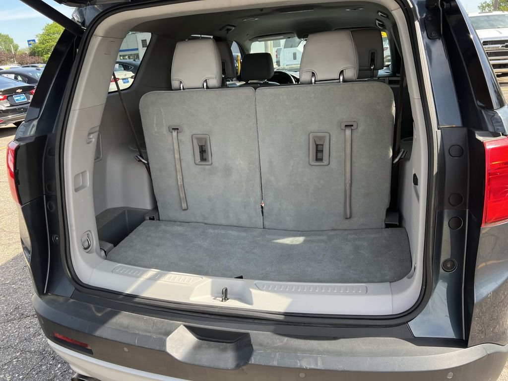 Used 2019 GMC Acadia SLT w/ LPO, Cargo Package FWD image 10