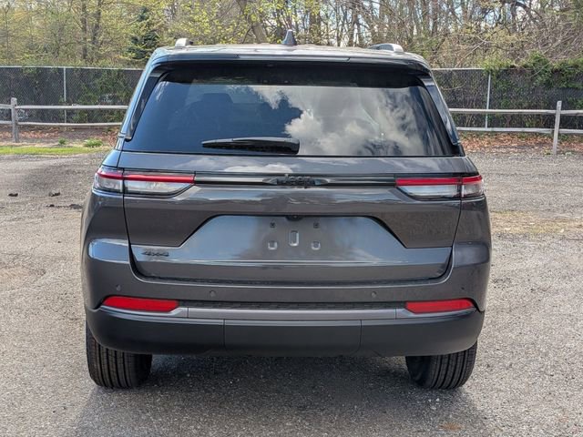 New 2026 Jeep Grand Cherokee 4WD image 4