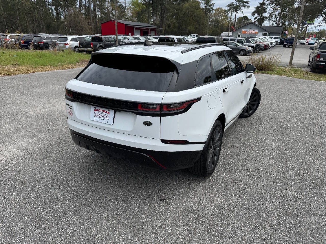 Used 2018 Land Rover Range Rover Velar R-Dynamic HSE AWD/4WD image 6