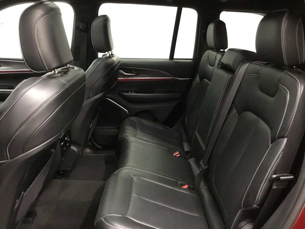 Used 2022 Jeep Grand Cherokee Overland image 29