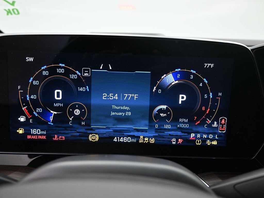 Certified 2025 Chevrolet Suburban Premier image 10