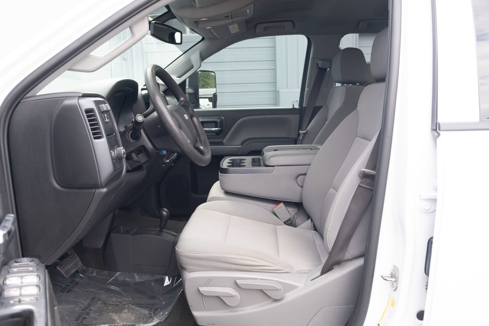 Used 2018 Chevrolet Silverado 3500 W/T w/ WT Convenience Package AWD/4WD image 10