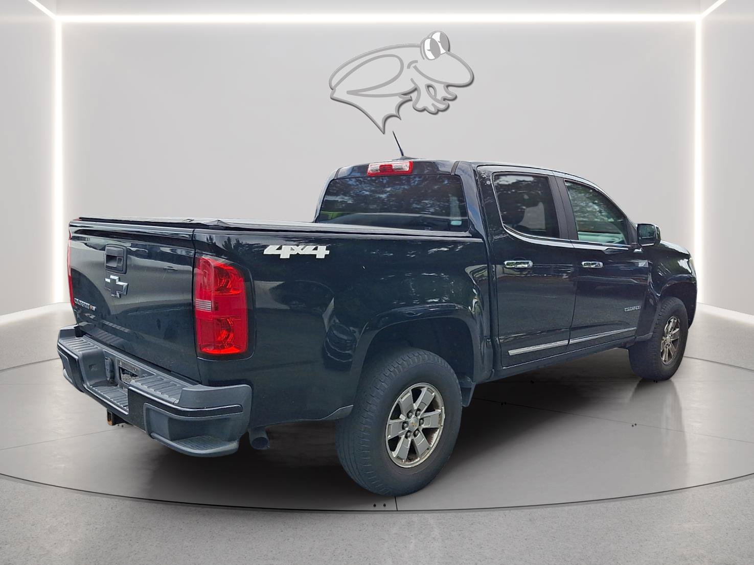 Used 2017 Chevrolet Colorado W/T w/ WT Convenience Package AWD/4WD image 4
