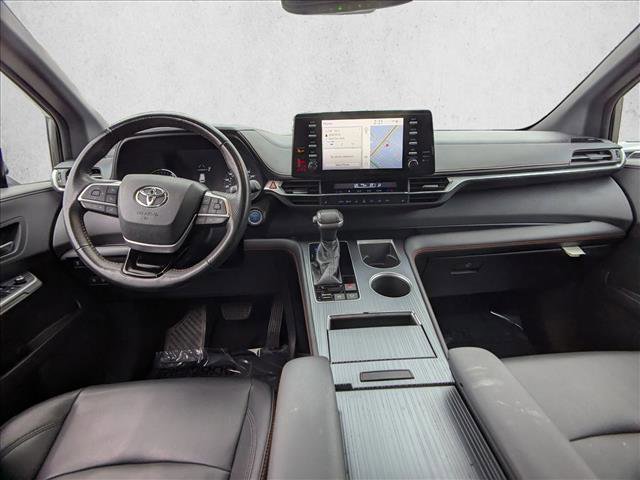 Used 2021 Toyota Sienna XSE image 16