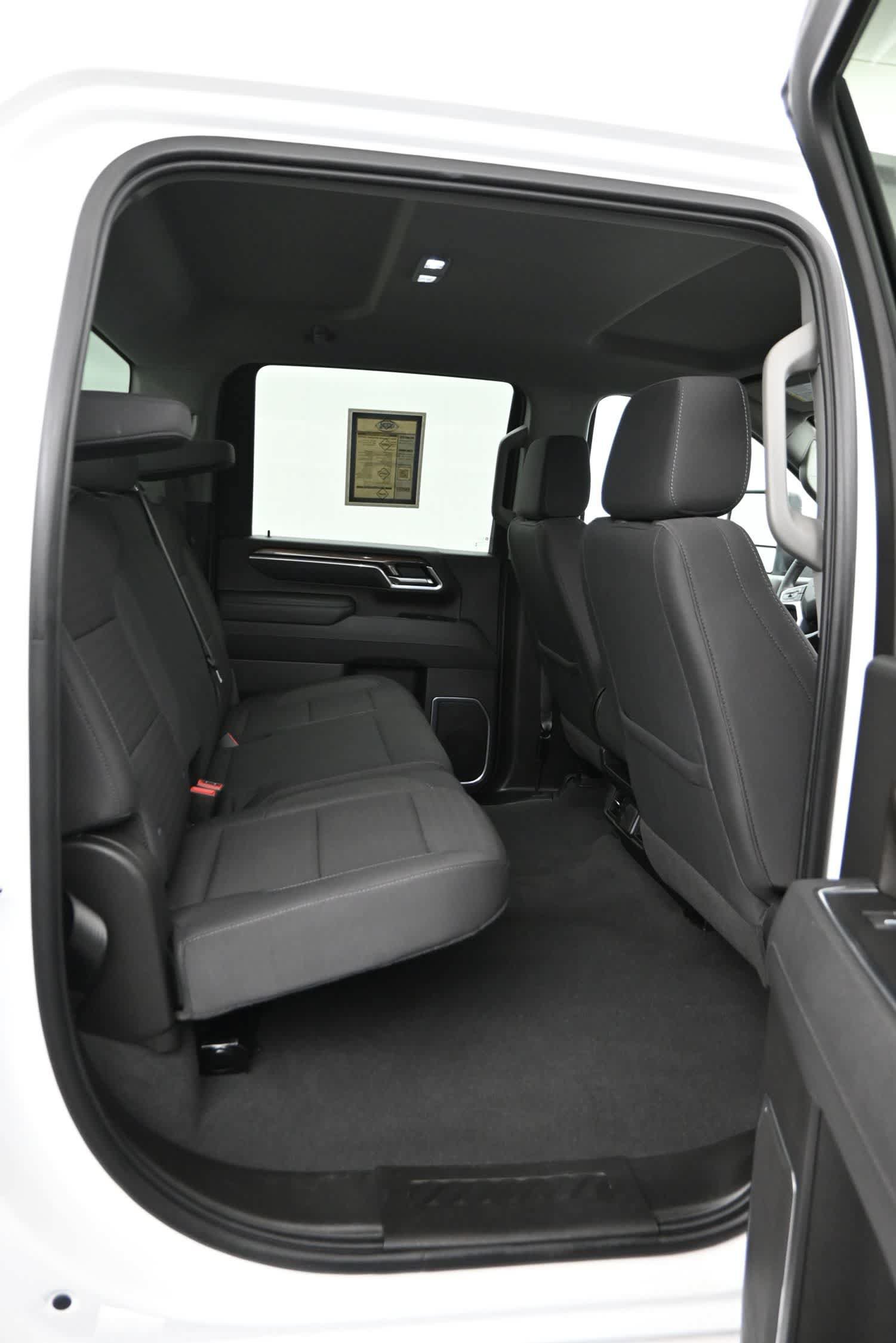 Used 2026 Chevrolet Silverado 2500 LT AWD/4WD image 13