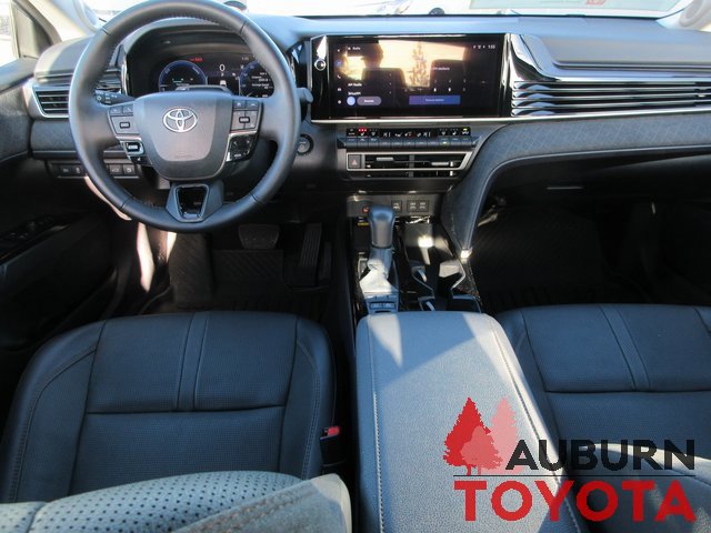 Certified 2025 Toyota Camry XLE image 8