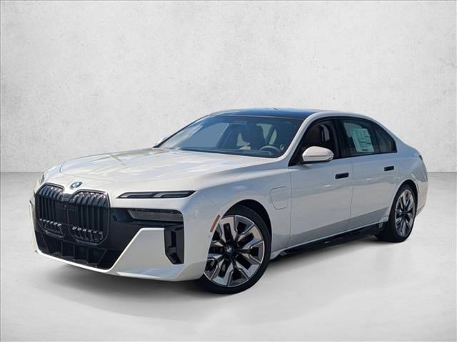 New 2025 BMW 750e xDrive