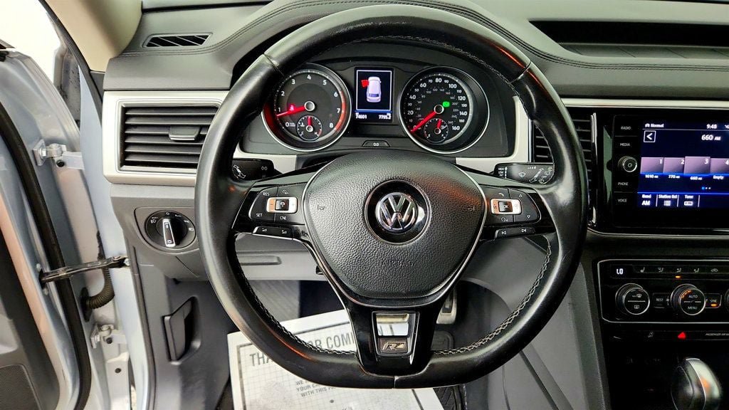 Used 2018 Volkswagen Atlas SEL w/ R-Line Package AWD/4WD image 13