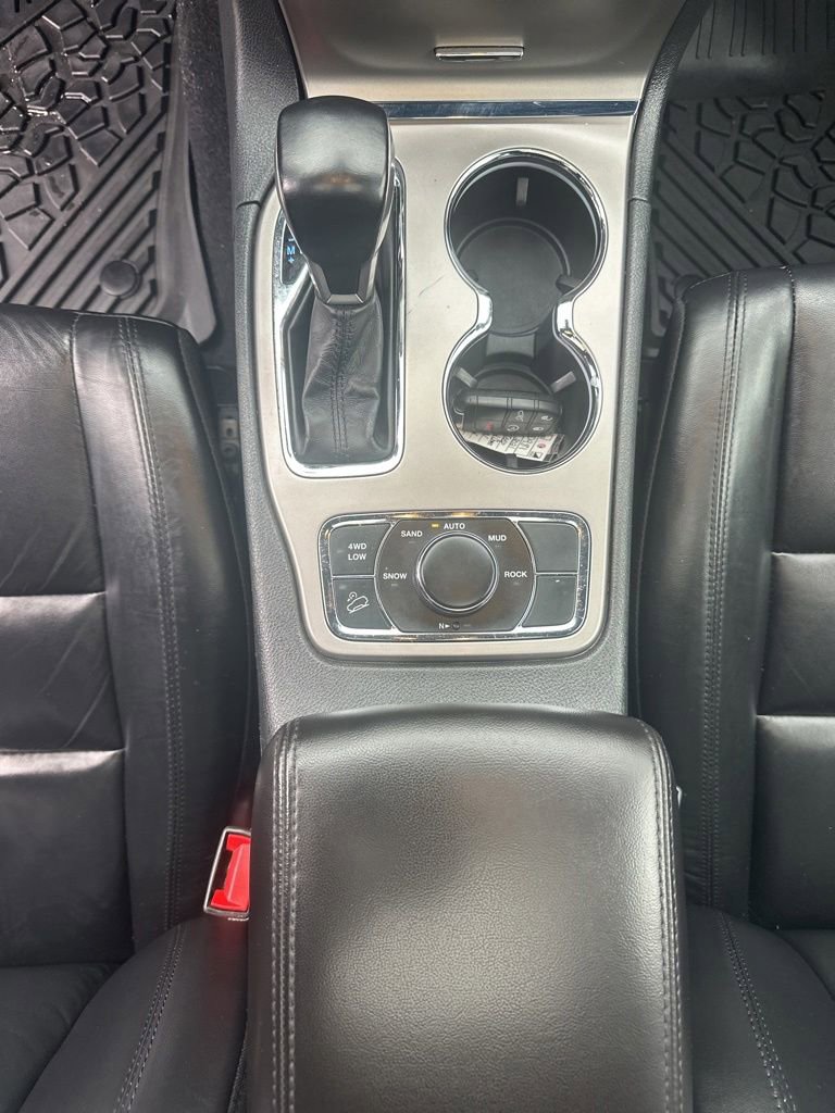 Used 2021 Jeep Grand Cherokee Limited AWD/4WD image 35