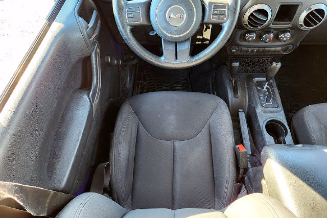 Used 2017 Jeep Wrangler Unlimited Sport AWD/4WD image 16