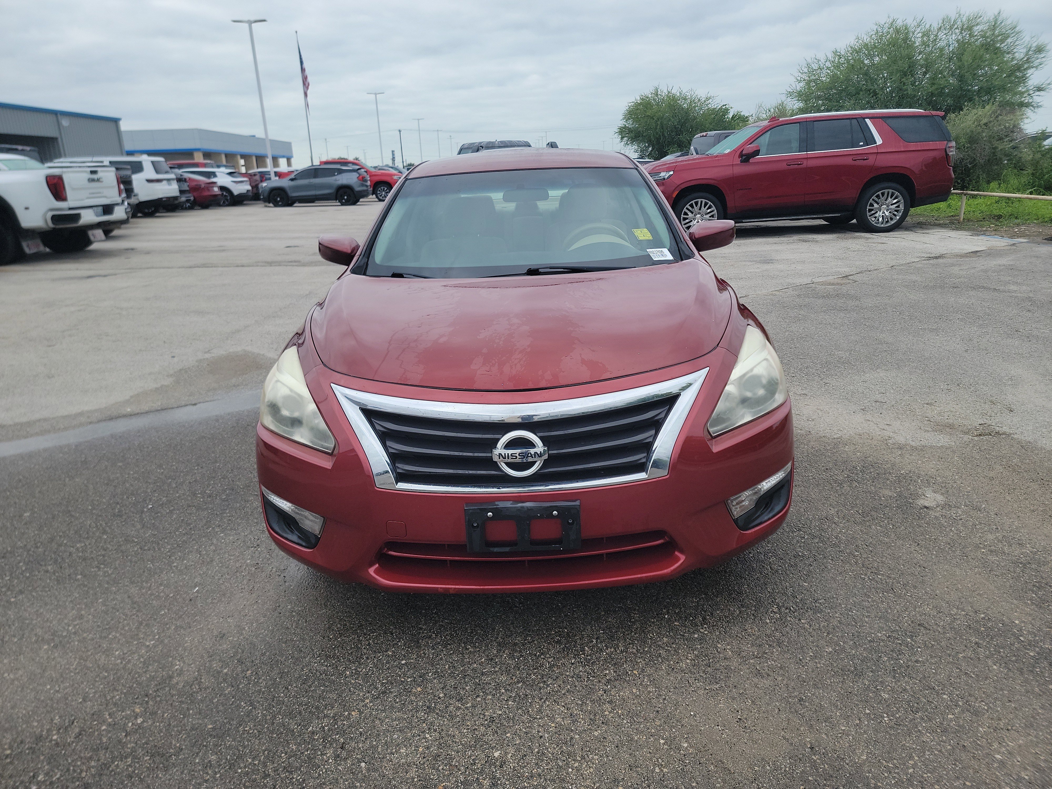 Used 2014 Nissan Altima 2.5 SV FWD image 2