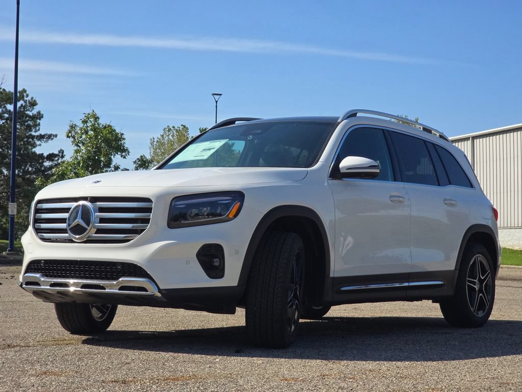 New 2026 Mercedes-Benz GLB 250 4MATIC image 11