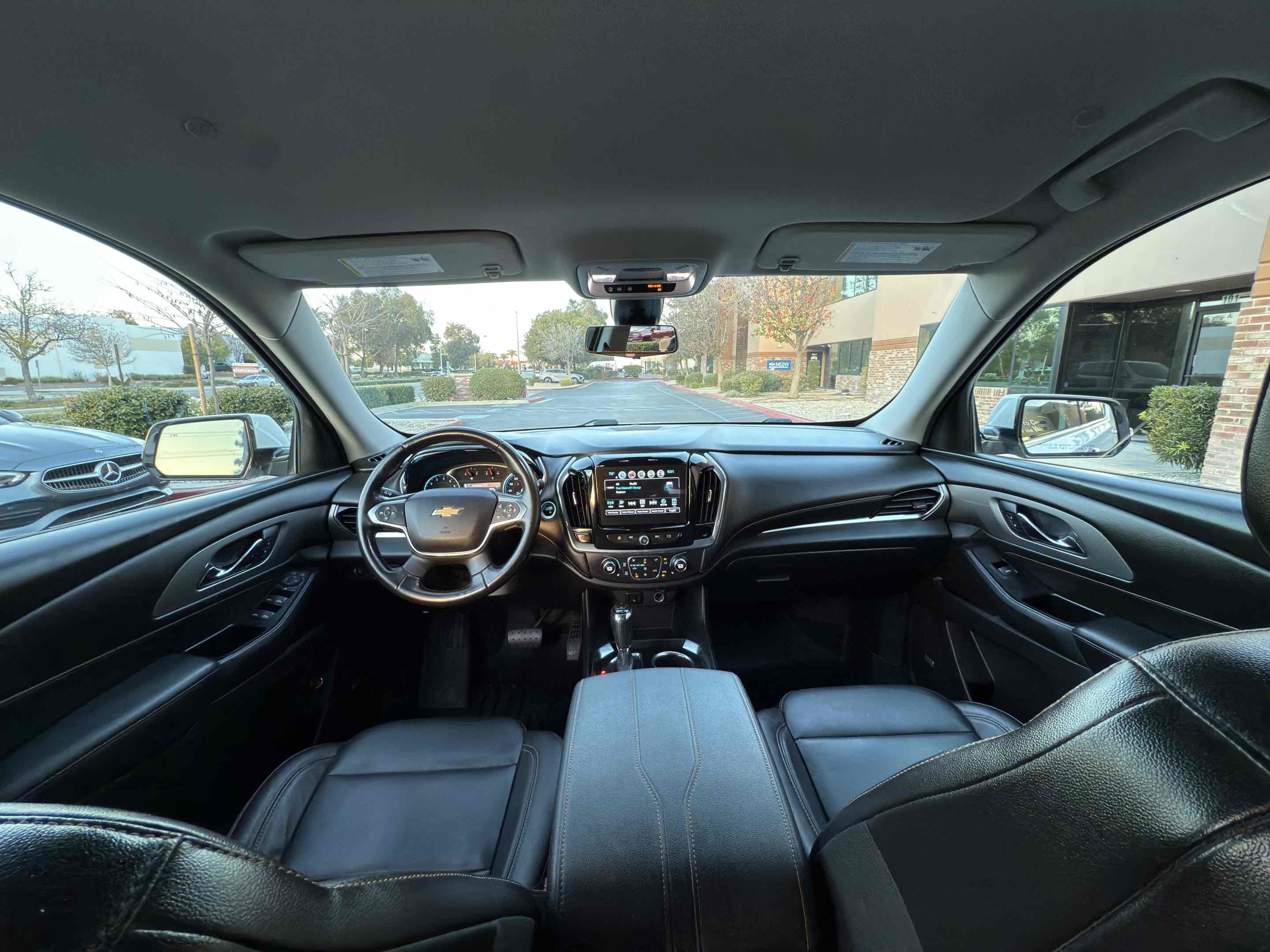 Used 2019 Chevrolet Traverse LT w/ LT Premium Package image 23