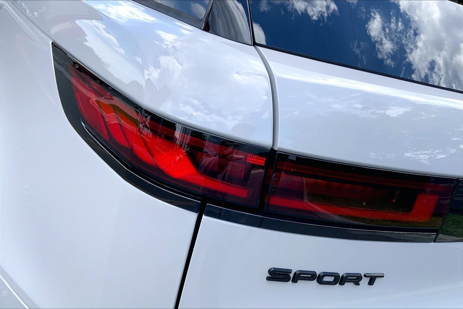 Certified 2026 Land Rover Range Rover Sport SE AWD/4WD image 28