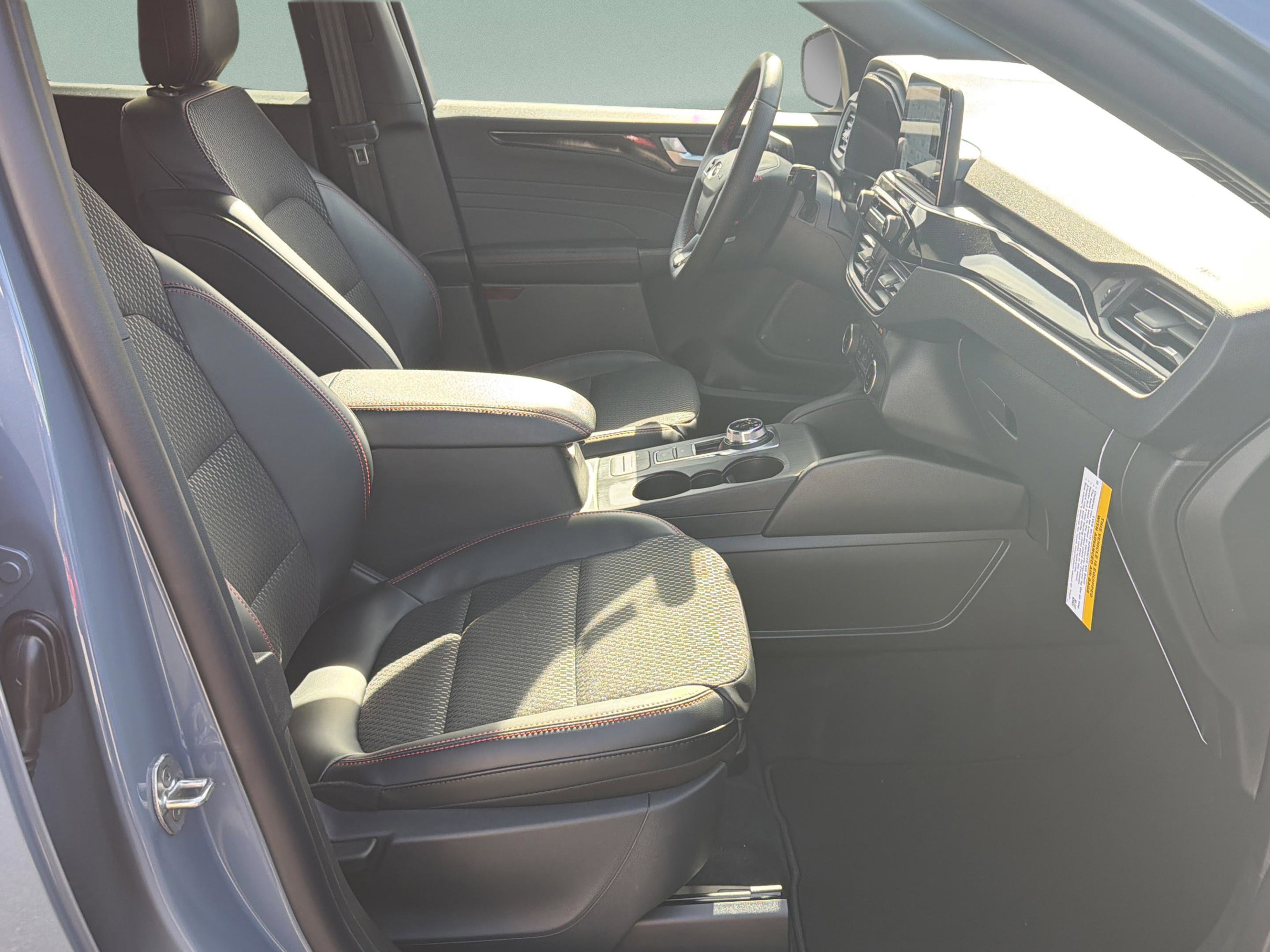 New 2026 Ford Escape ST-Line image 28