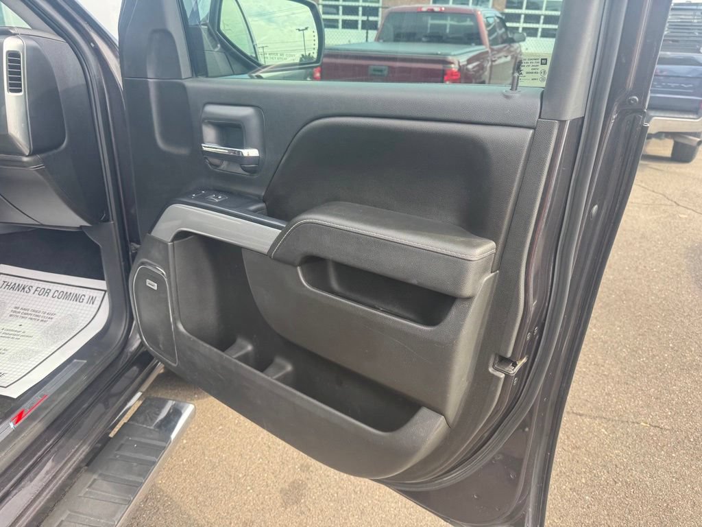 Used 2016 Chevrolet Silverado 1500 LTZ w/ LTZ Plus Package AWD/4WD image 20