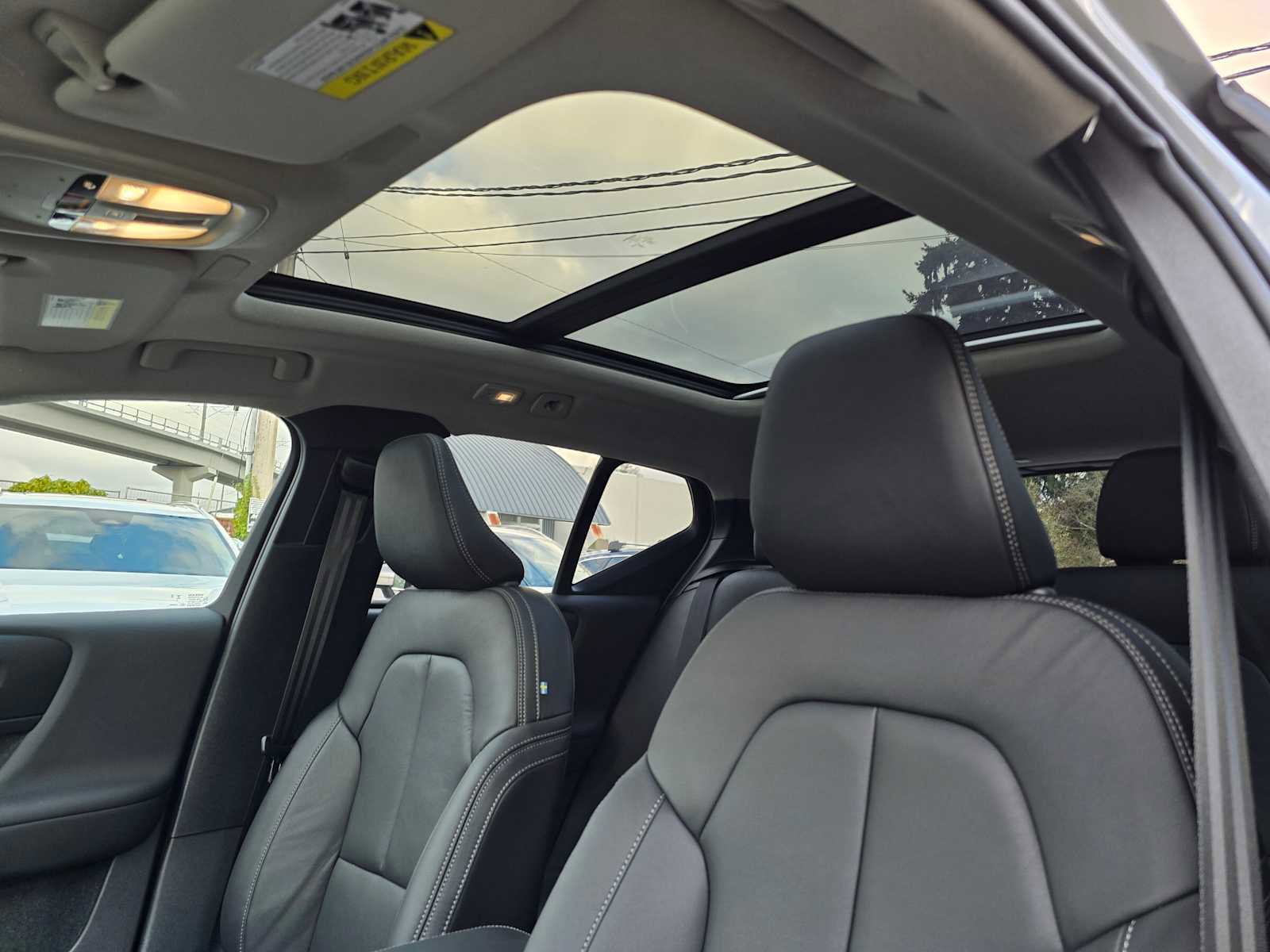 New 2026 Volvo XC40 B5 Plus w/ Protection Package Premier image 21