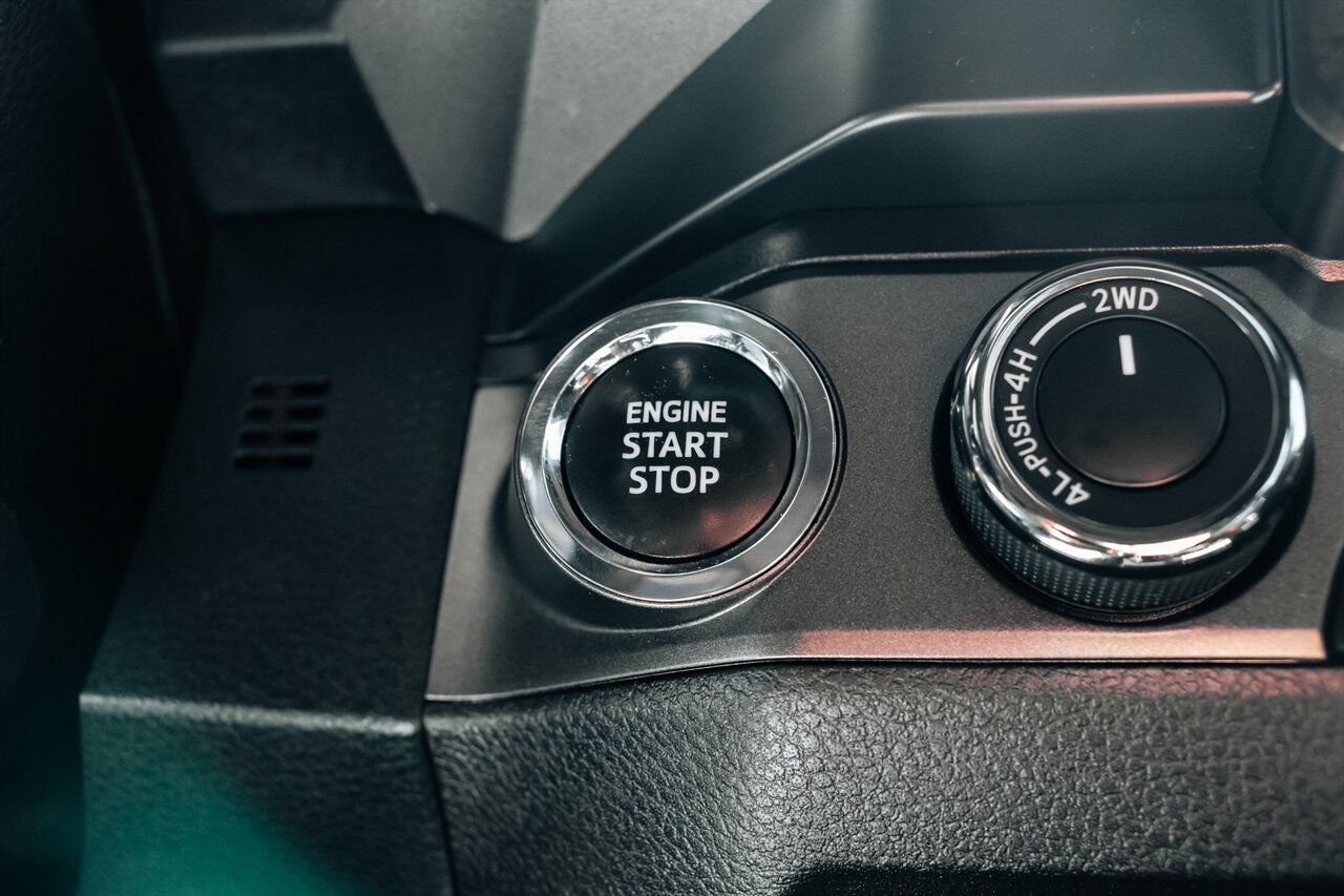 Used 2023 Toyota Tacoma TRD Pro AWD/4WD image 33