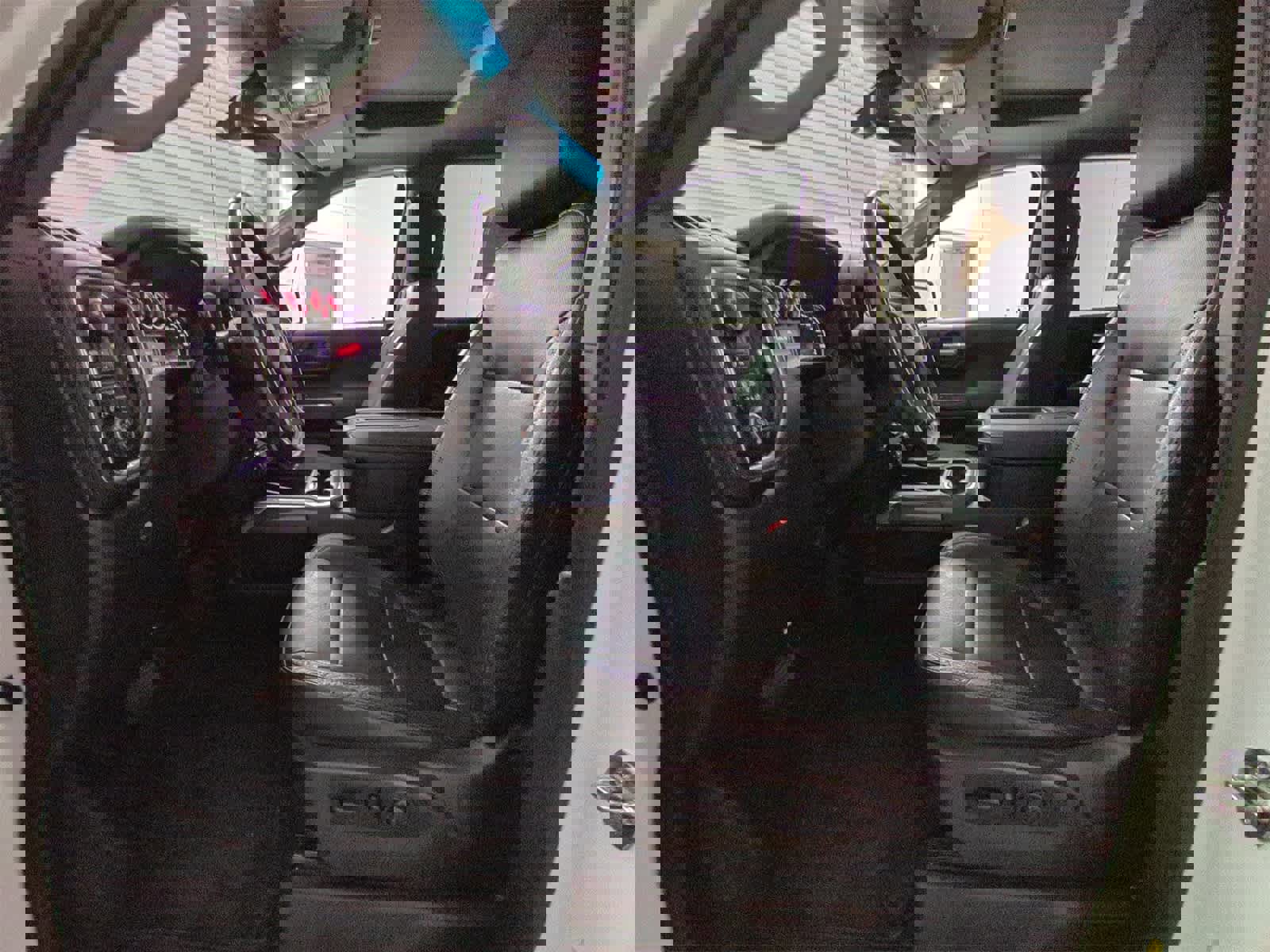 Used 2020 Chevrolet Silverado 1500 LTZ image 16