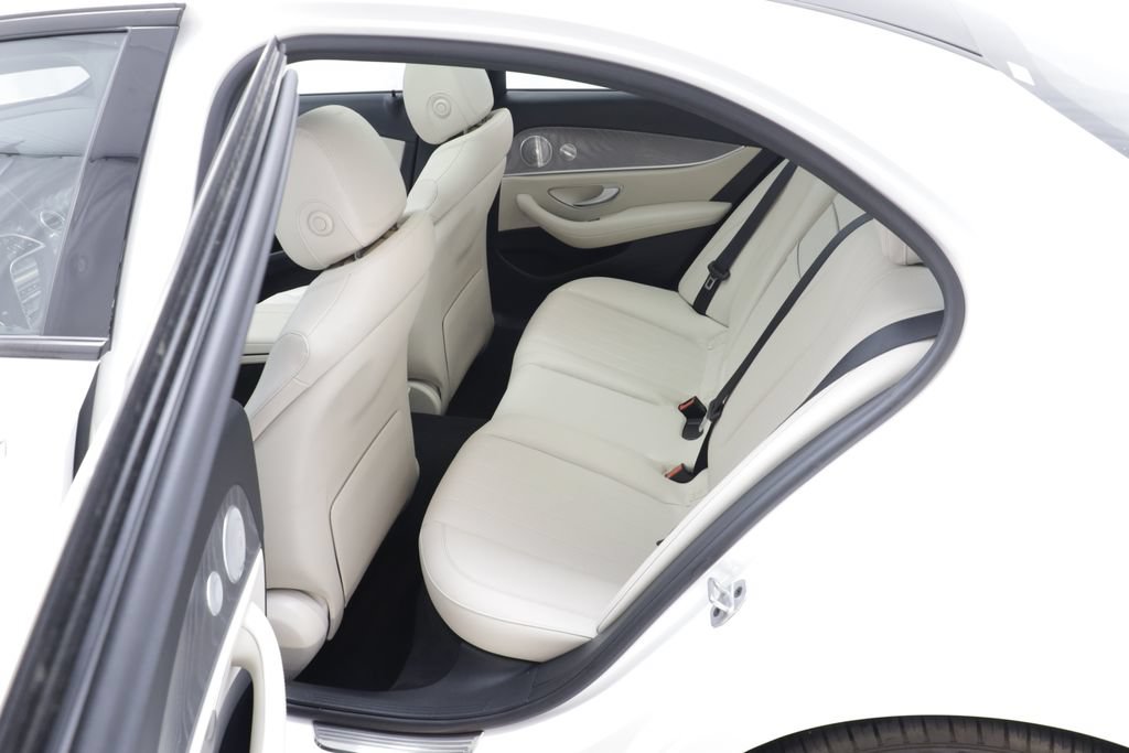 Used 2021 Mercedes-Benz E 350 Sedan w/ Premium Package image 15