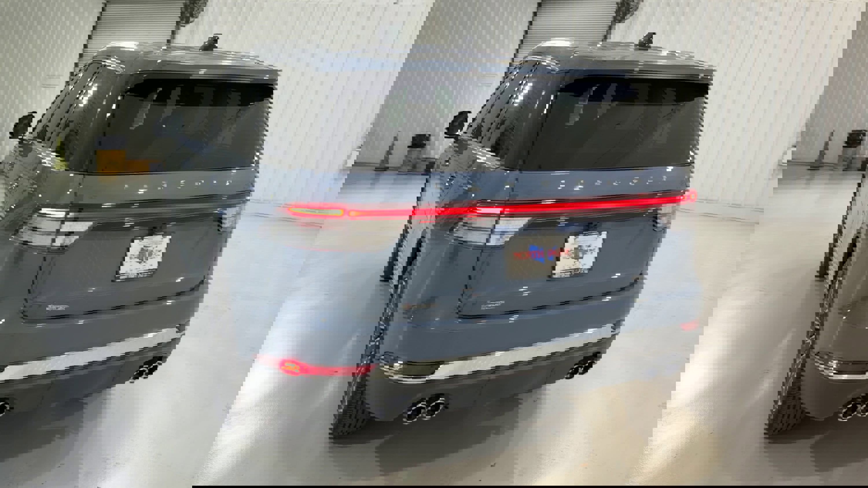 New 2026 Lincoln Aviator AWD image 8