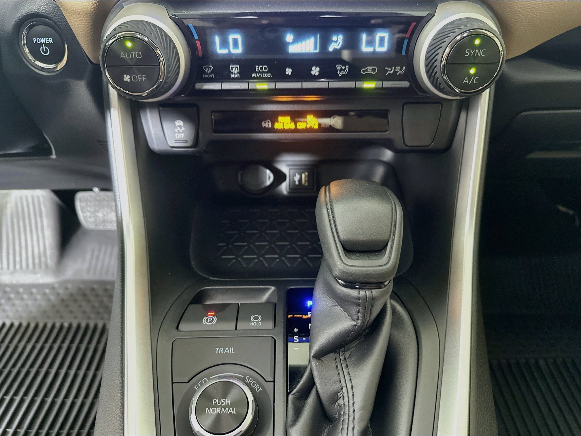Certified 2024 Toyota RAV4 XLE w/ Convenience Package AWD/4WD image 23