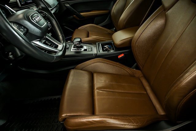 Used 2018 Audi Q5 Prestige w/ Prestige Package image 12